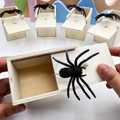 1 Piece New Spider Scare Box Wooden Hidden Box Prank Thriller Spider Fun Games Halloween Party Decoration Gift Antistress Gag